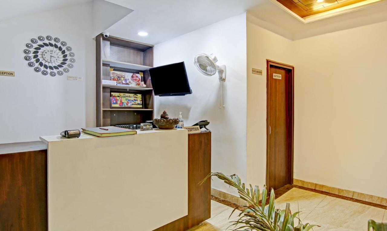 Treebo Royal Empire Adarsh Nagar, Chandigarh Hotell Exteriör bild